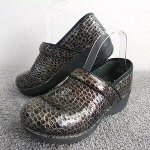 Dansko Professional XP 2.0 Clogs Womens Size 37.5 EU Shoes Slip On Black Green